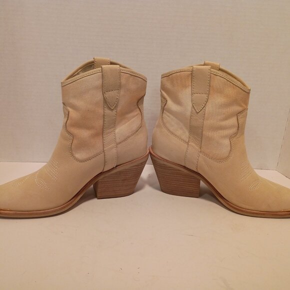 DOLCE VITA "Nashe" Women's Size 8.5 Vanilla Nubuck Western-Style Ankle Booties - Picture 6 of 12